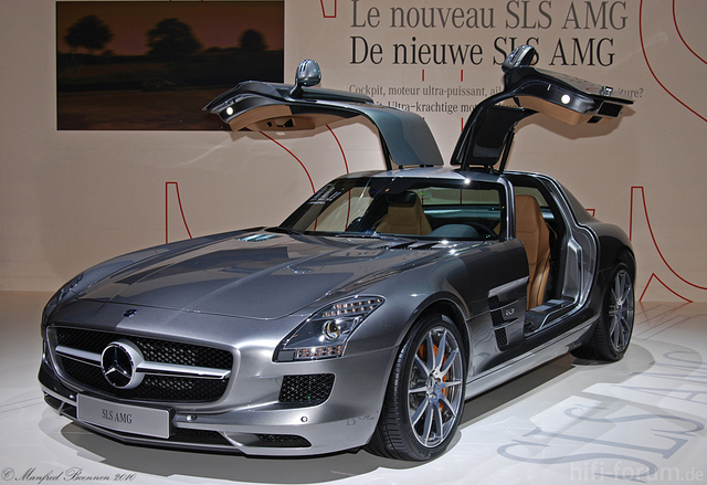 Mercedes SLS