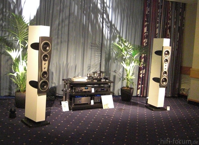 Dynaudio1