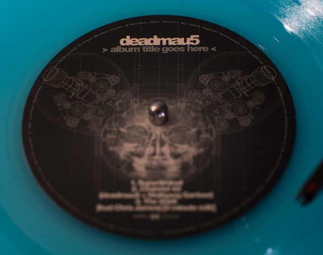 Deadmau5 - > Album Title Goes Here <