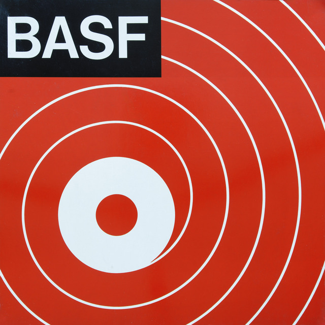 Werbepanel - BASF Logo