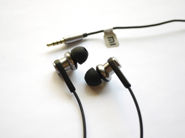 Xiaomi-Hybrid-In-Ear-Pro-Piston-4