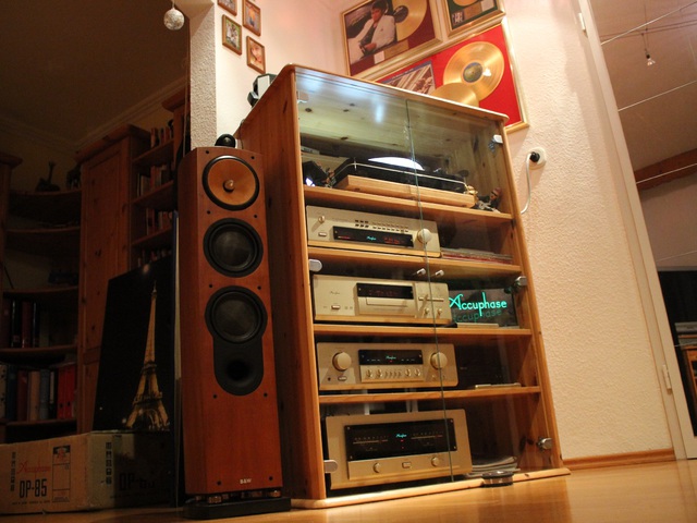 Accuphase 2