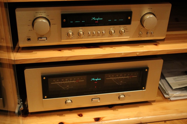 Accuphase C-265 / P-450