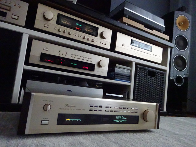 Accuphase T-1000 T-108