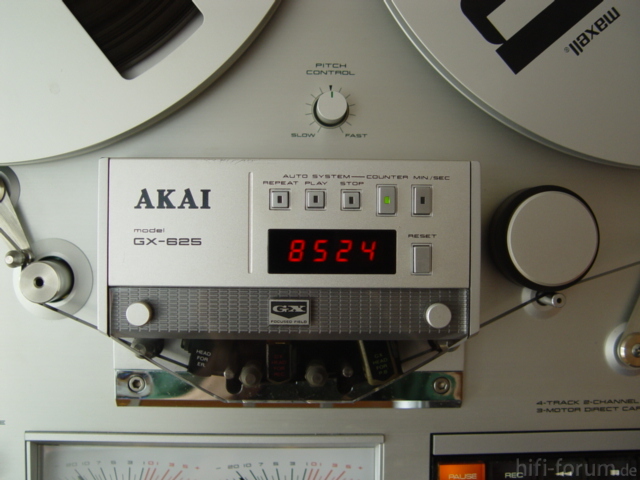 AKAI GX-625
