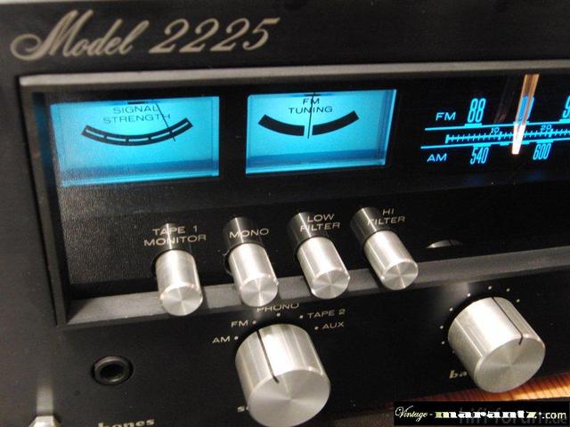 Marantz 2225 in black! XXXX-Rare!