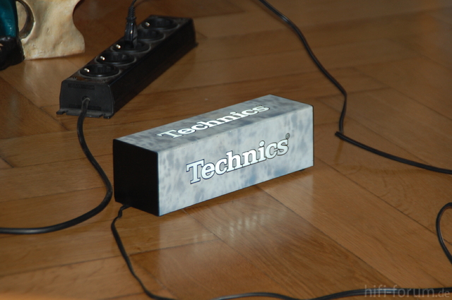 Technics Logo 003