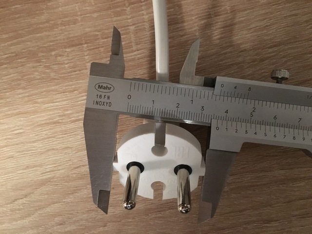 Stecker LG OLEDC7D