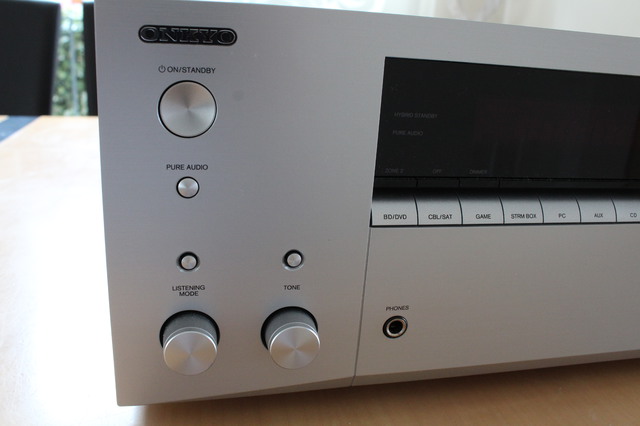 Onkyo 555