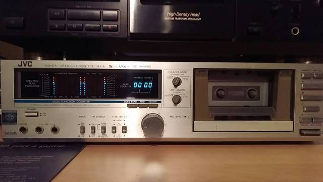 JVC KD D4