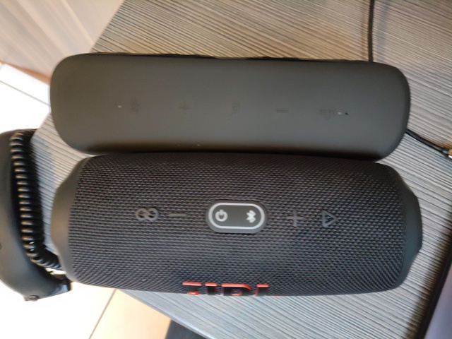 Anker JBL Von Oben