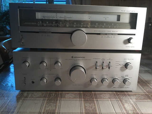 Kenwood K-701 & KT-815