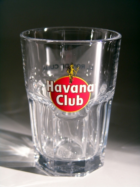 5033 1 Havana Club Glaeser Rum Glas Glhav0906028 01