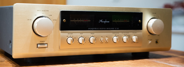 Accuphase E-212