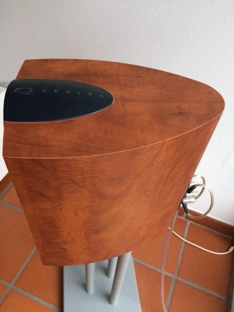 KEF IQ 30