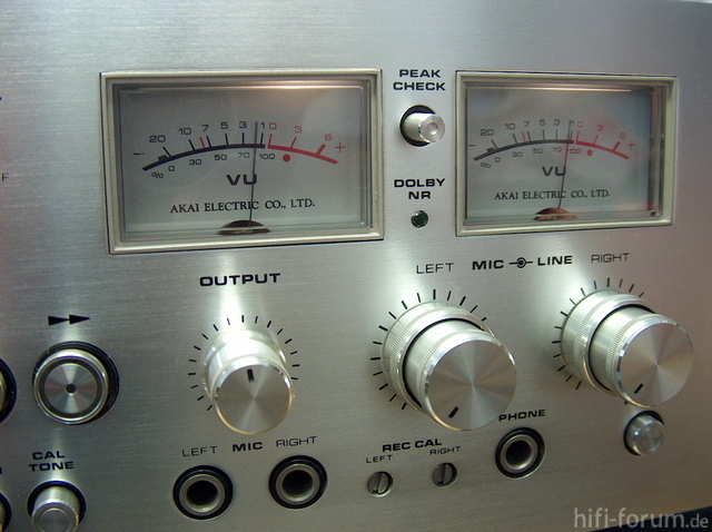 akai-gxc-760d-vu-meter_41234