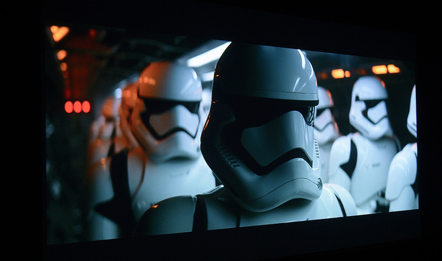 BenQ W8000   Screenshot Star Wars 7 Sturmtruppen   Foto Michael B  Rehders