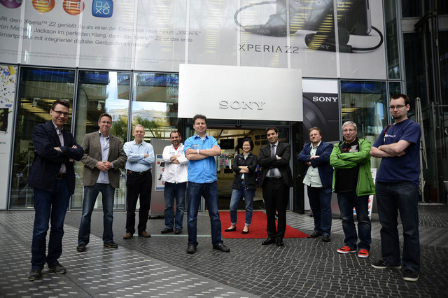 Internet   Sony Event Berlin Gruppenfoto MBR7027