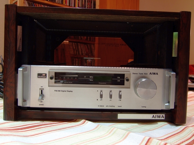 AIWA 003