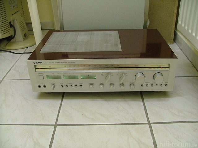 Yamaha CR 1040