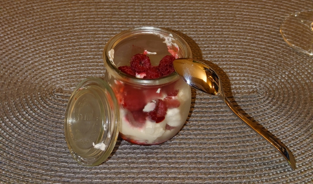 Photostudio 1633807780323