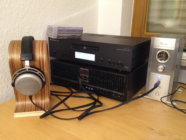 Equipment Mit T1 / Azur 840 / Vincent KHV 1 / EQ PIONEER