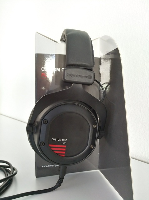 Beyerdynamic Custom One pro