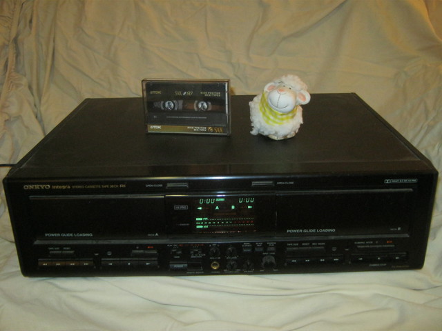 Onkyo Doppelkassettendeck TA-RW9090