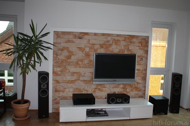 Steinwand wohnzimmer tv ~ brimob.com for .