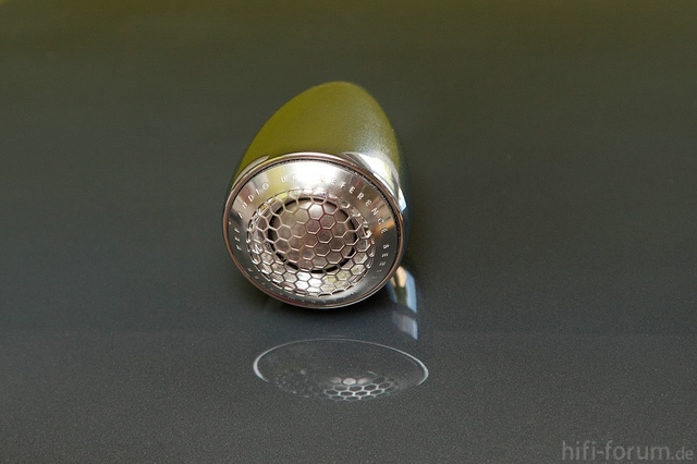 NeXQ1 00064