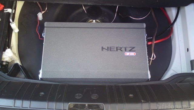 Hertz EP2X 2 Kanal Endstufe 700W