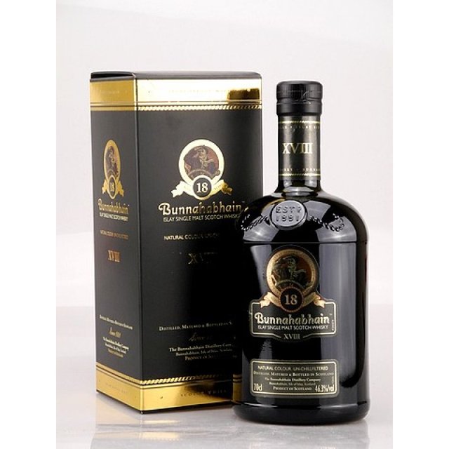 Bunnahabhain-18-Jahre-Islay-Whisky-07l