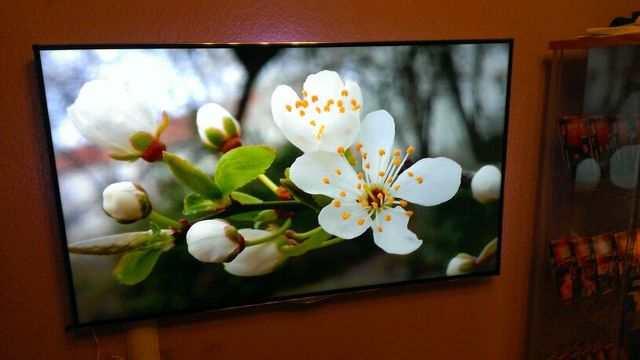 Hisense TX 880