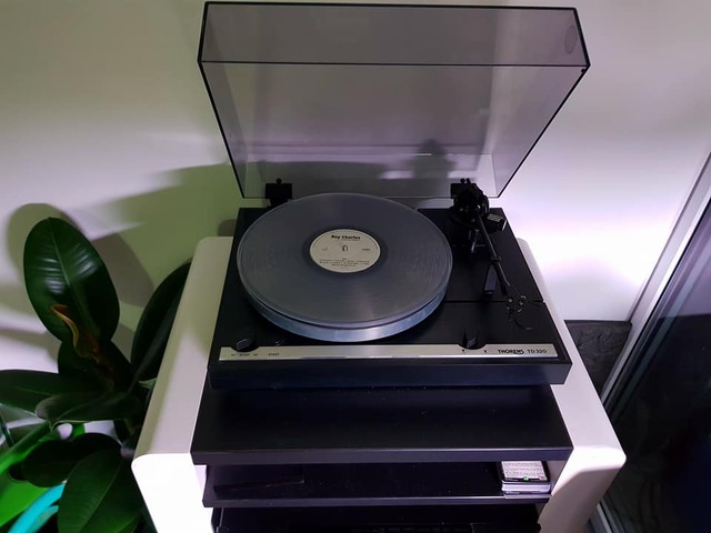 Thorens TD 320 