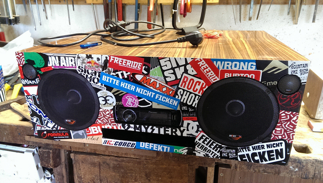 0 Euro Werkstattbox - diy Stickerbomb Finish