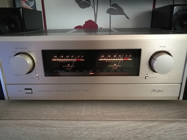 Accuphase E 405 883769 886228