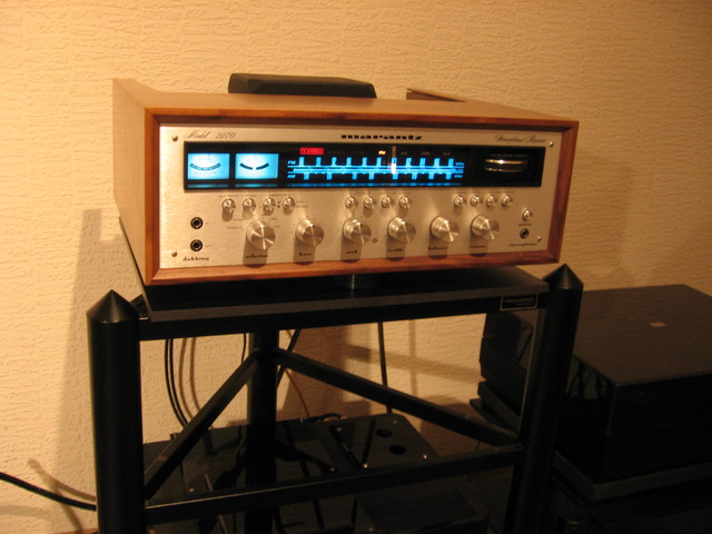 Marantz 2270 With Woodcase 005