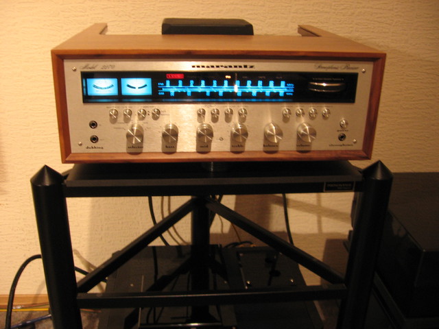 Marantz 2270 With Woodcase 007