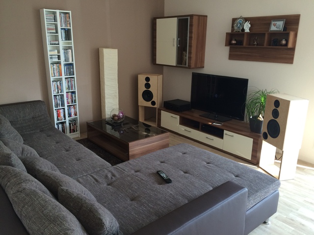 Sb23 3 fürs wohnzimmer, projekte der nutzer / nachbauten hifi ... Wohnzimmer laminat farbe