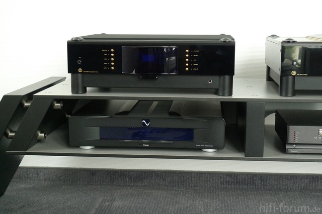 PS Audio Power Plant Premier