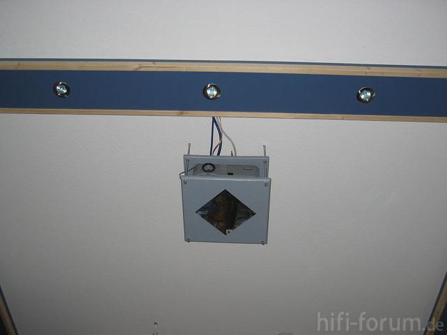 Medion MD2950 Mit Selbstbauhalterung