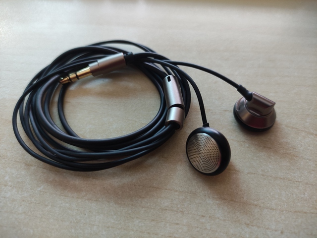 Yincrow RW-777