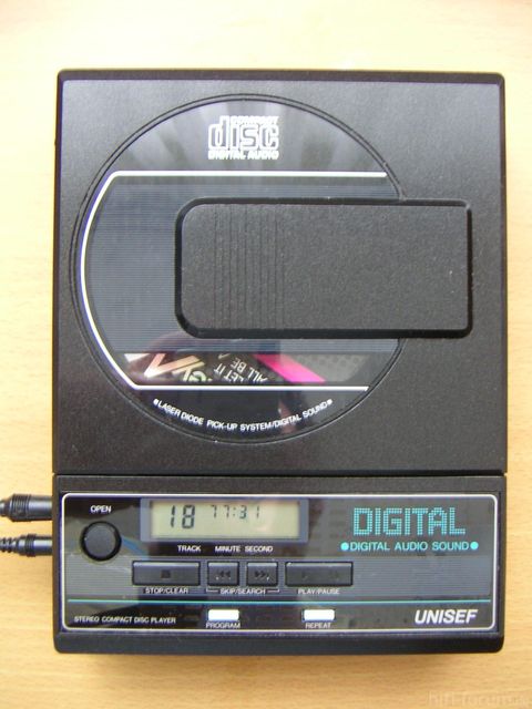 UNISEF CD-100N