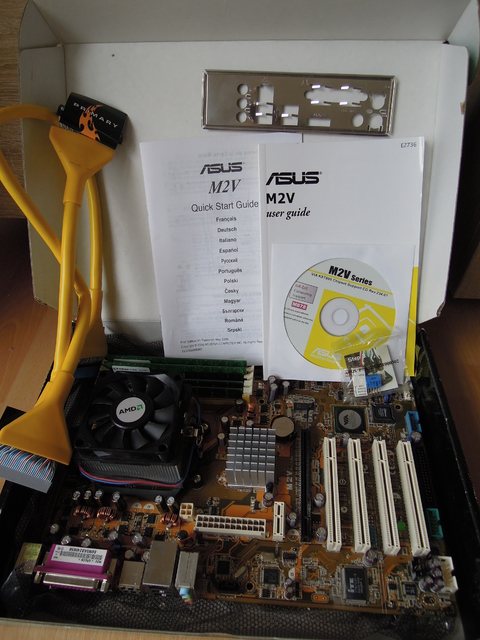 Asus M2V