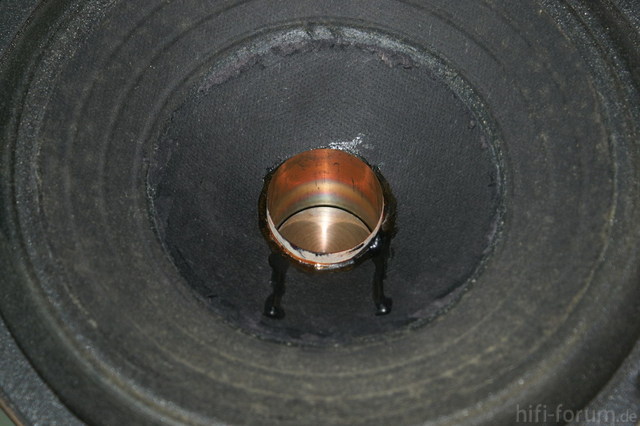 Boston Acoustics A200 Woofer Voice Coils Visible With Removed Dustcap