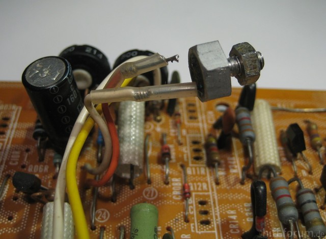 Hitachi HMA-8300 Power Amplifier - Metal Case Diode With Broken Wire