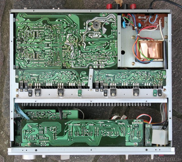 Luxman L-410 complete inside bottom view