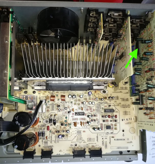 Technics SU-X902 inside pic defective IC201 input selector TC9164N