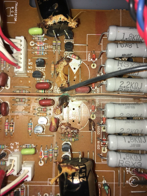 Yamaha A-1020 inside pic removing faulty leaked out capacitors C261 C262 with acidic adhesive