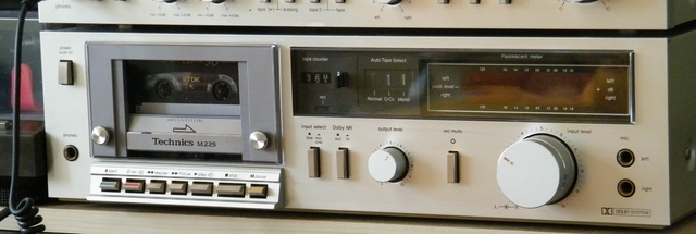 Technics M225